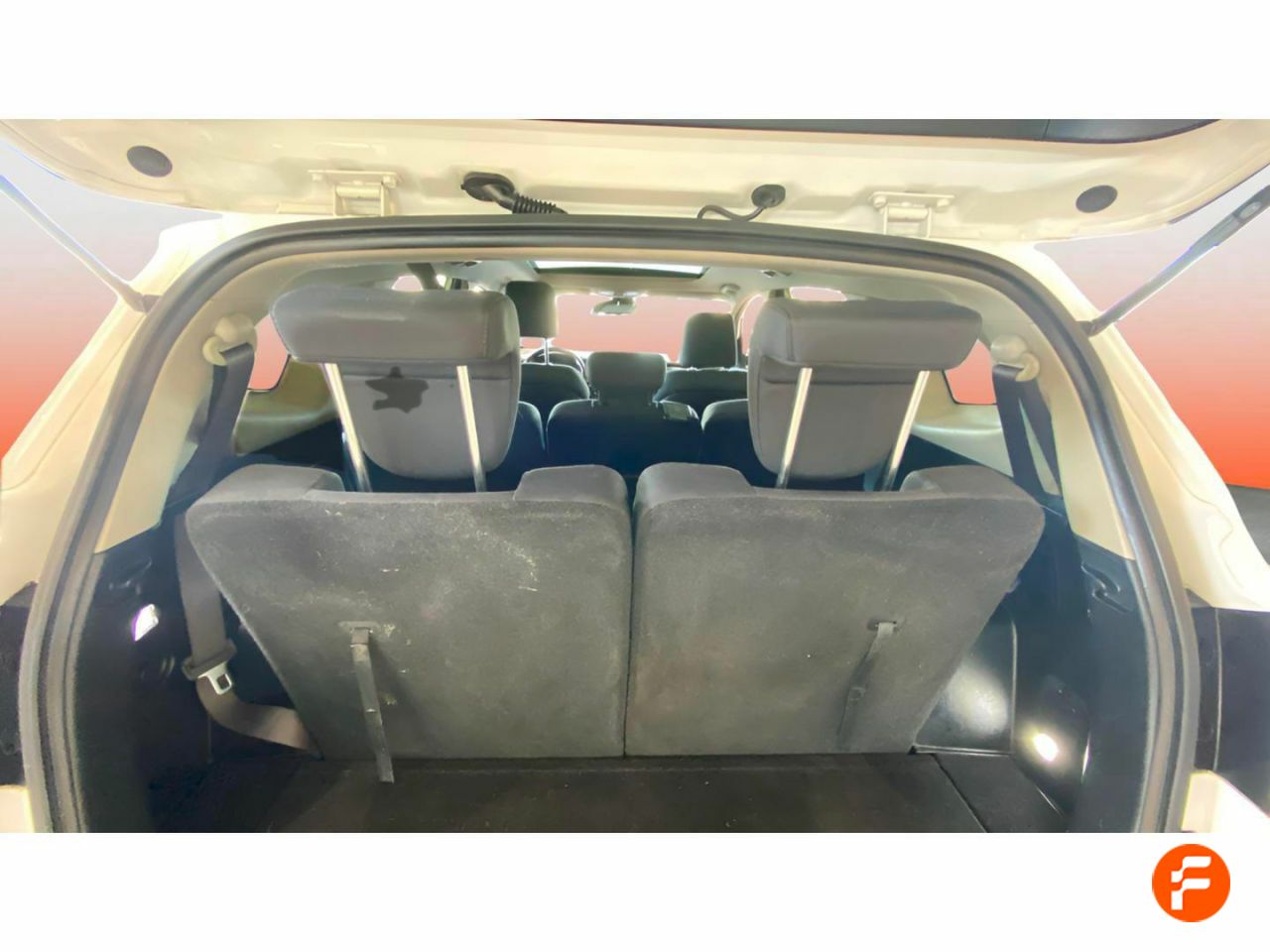 Foto Kia Carens 23