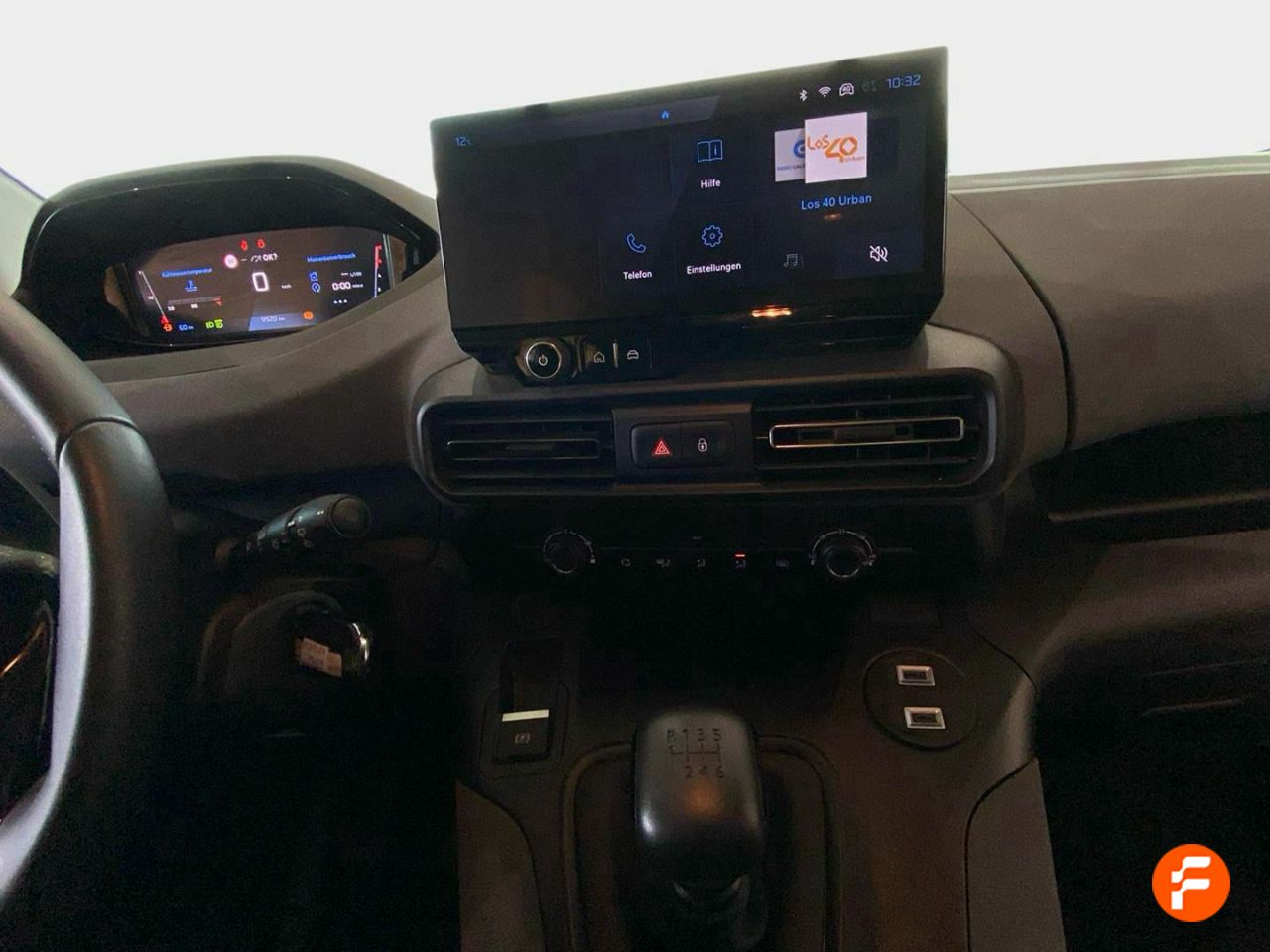 Foto Peugeot Rifter 11