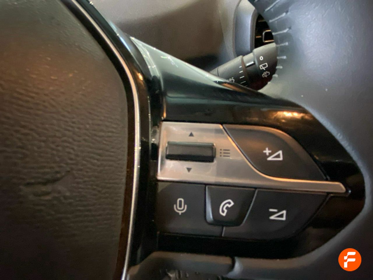 Foto Peugeot Rifter 13