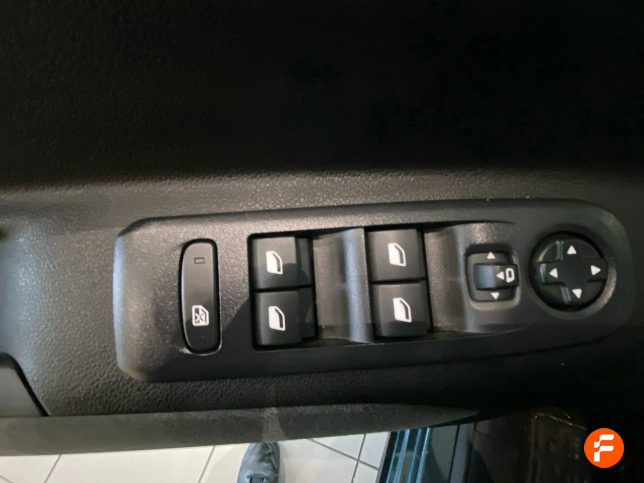 Foto Peugeot Rifter 16