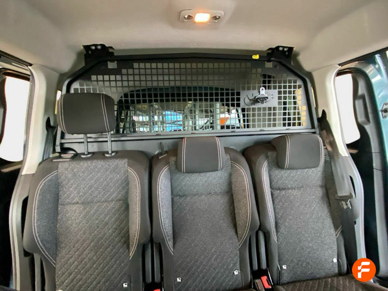 Foto Peugeot Rifter 20