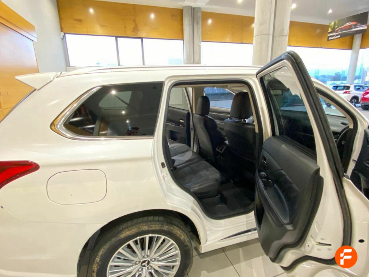 Foto Mitsubishi Outlander 21