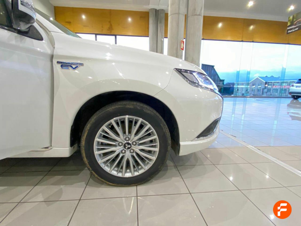 Foto Mitsubishi Outlander 24