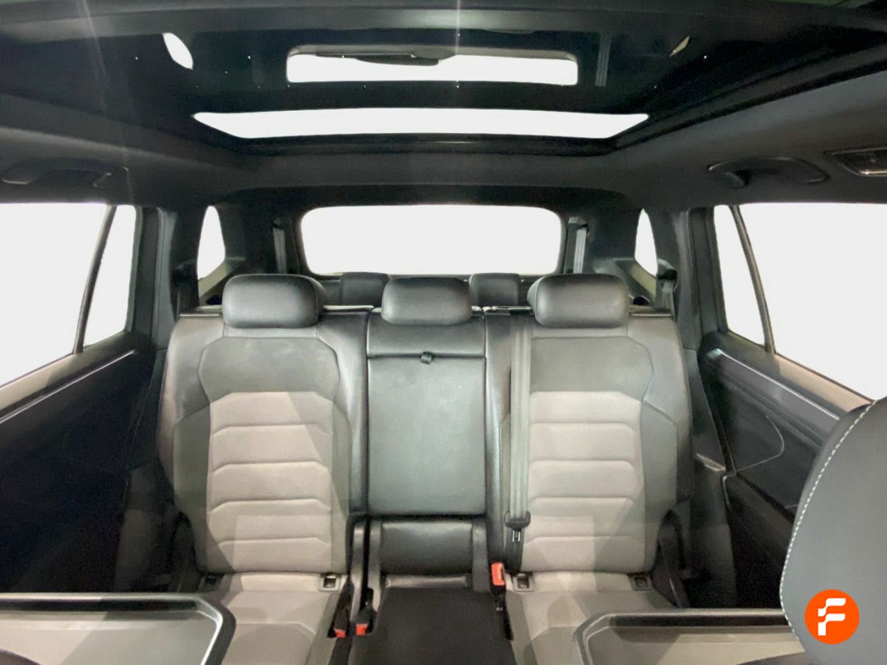 Foto Volkswagen Tiguan 24