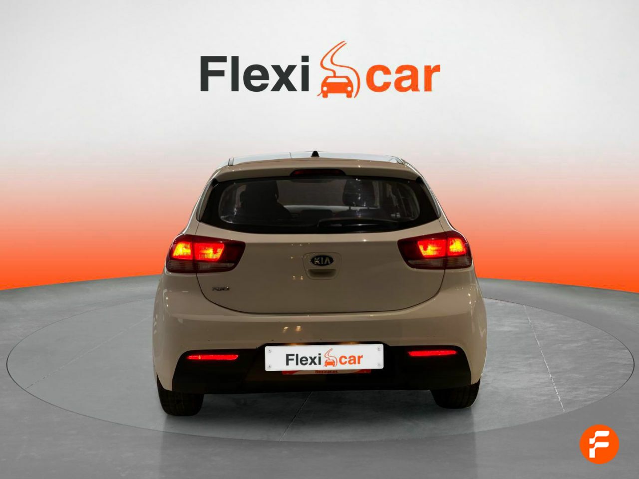 Foto Kia Rio 9