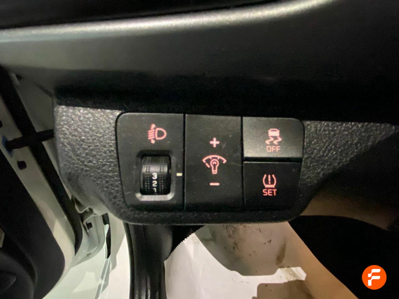 Foto Kia Rio 15