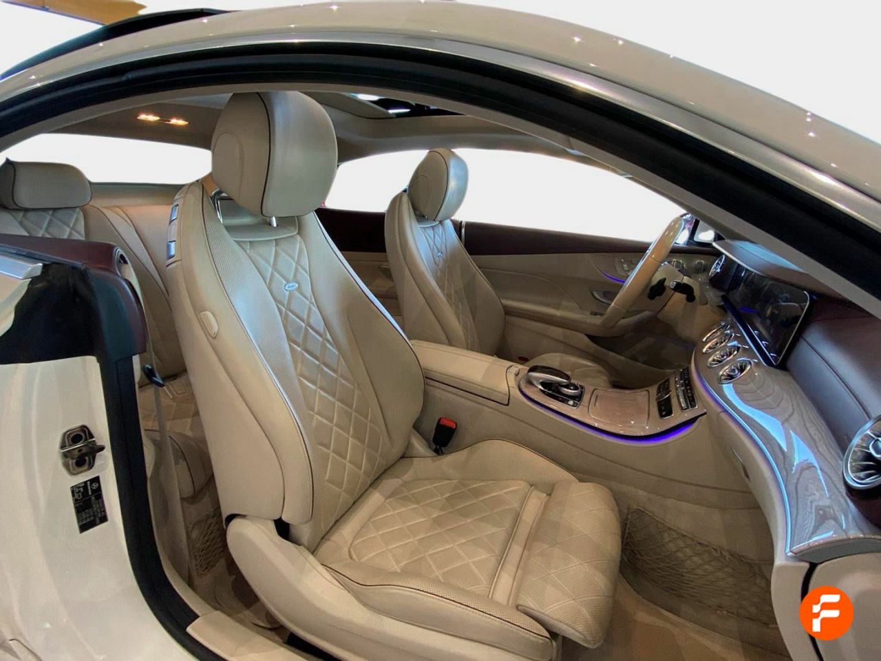Foto Mercedes-Benz Clase E 18
