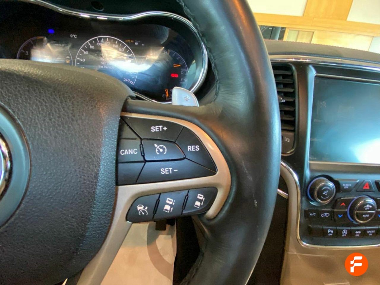 Foto Jeep Grand Cherokee 16