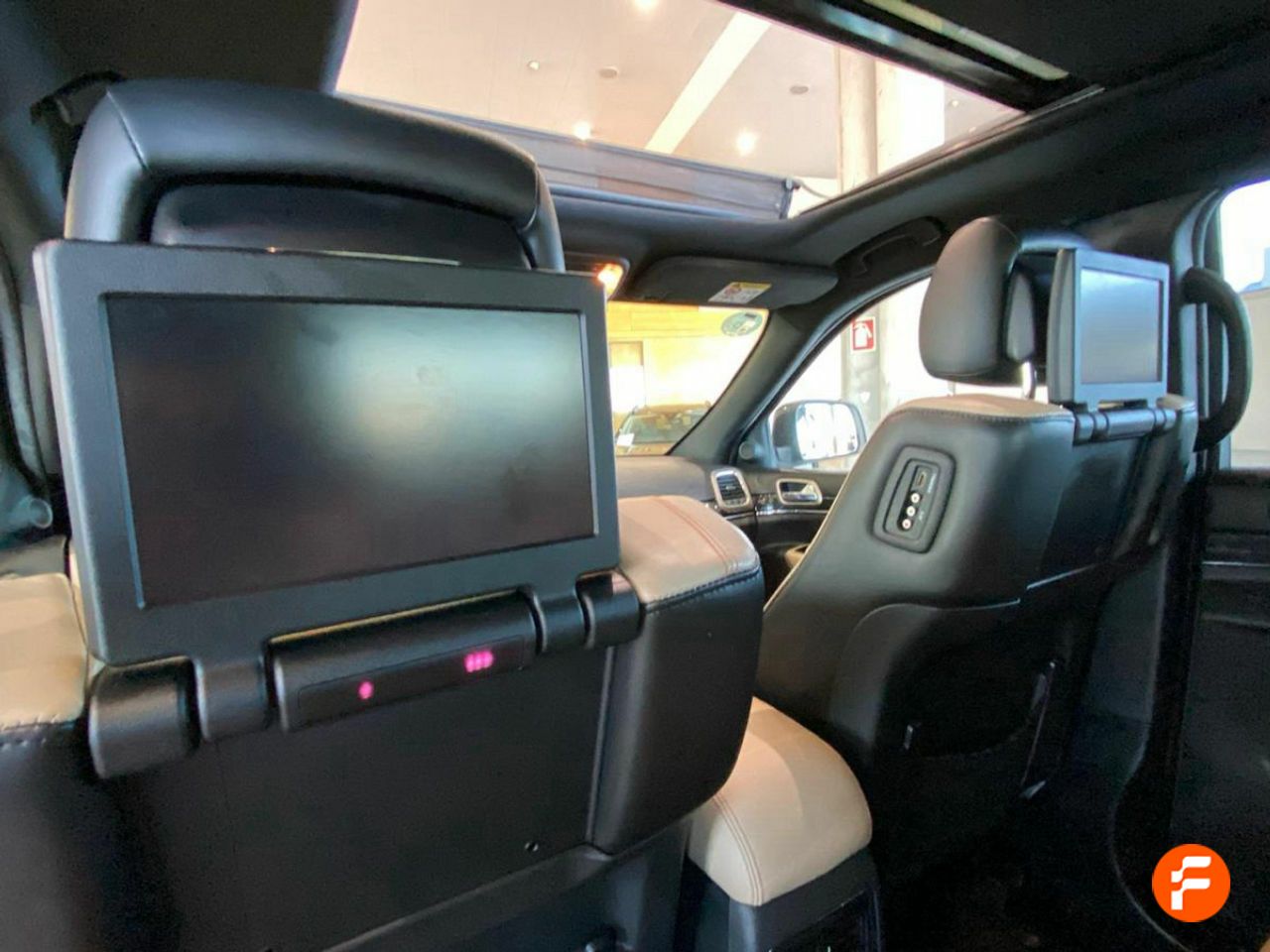 Foto Jeep Grand Cherokee 21