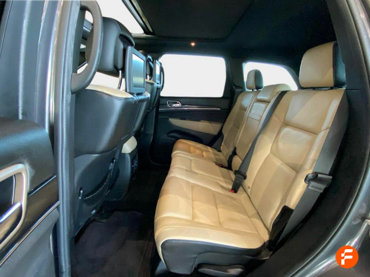 Foto Jeep Grand Cherokee 25
