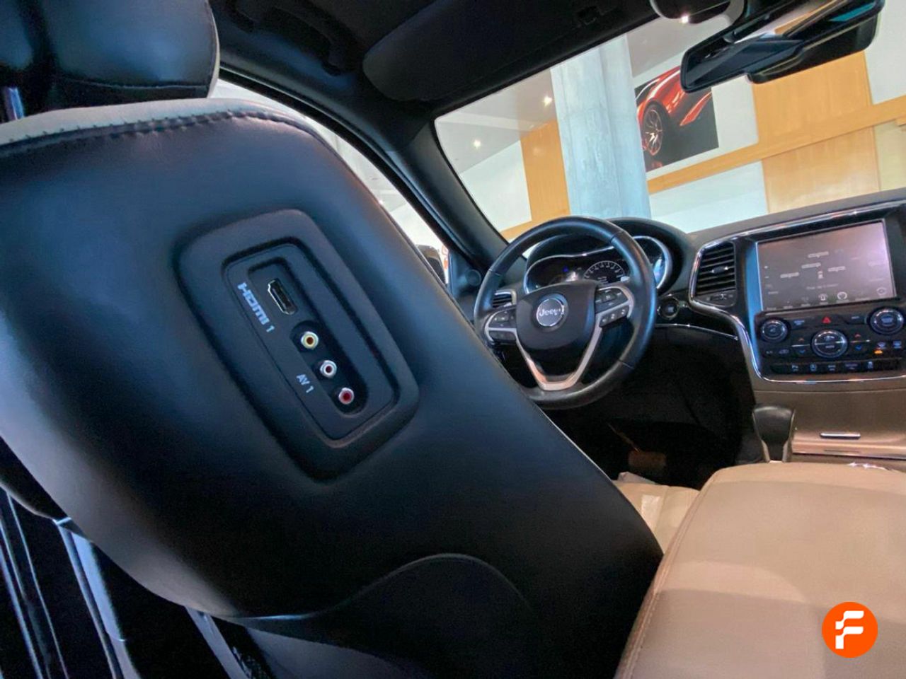 Foto Jeep Grand Cherokee 28