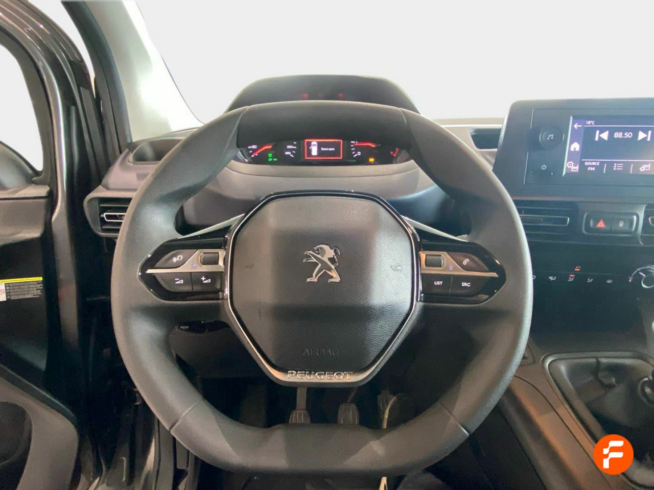 Foto Peugeot Rifter 11