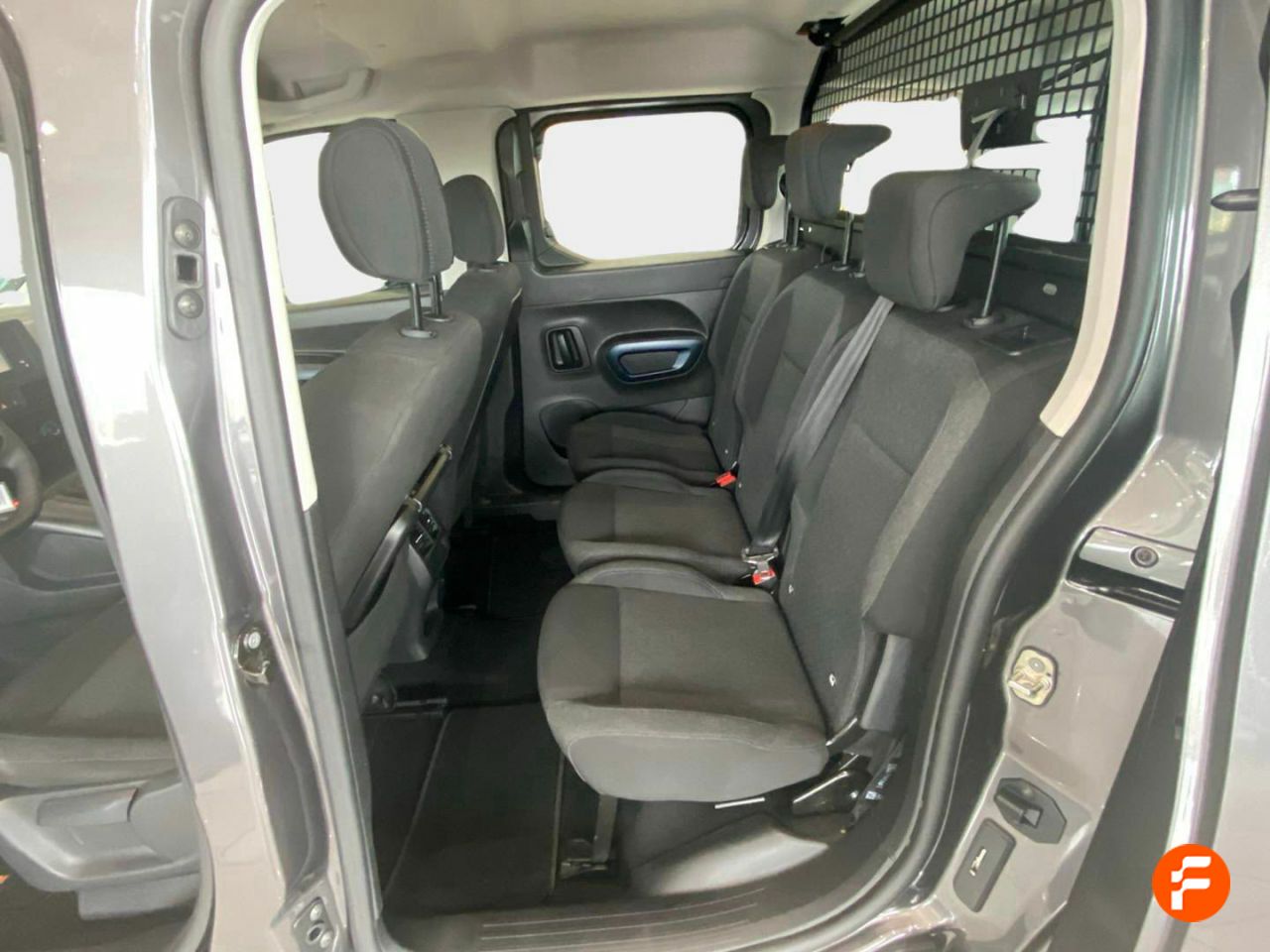 Foto Peugeot Rifter 18