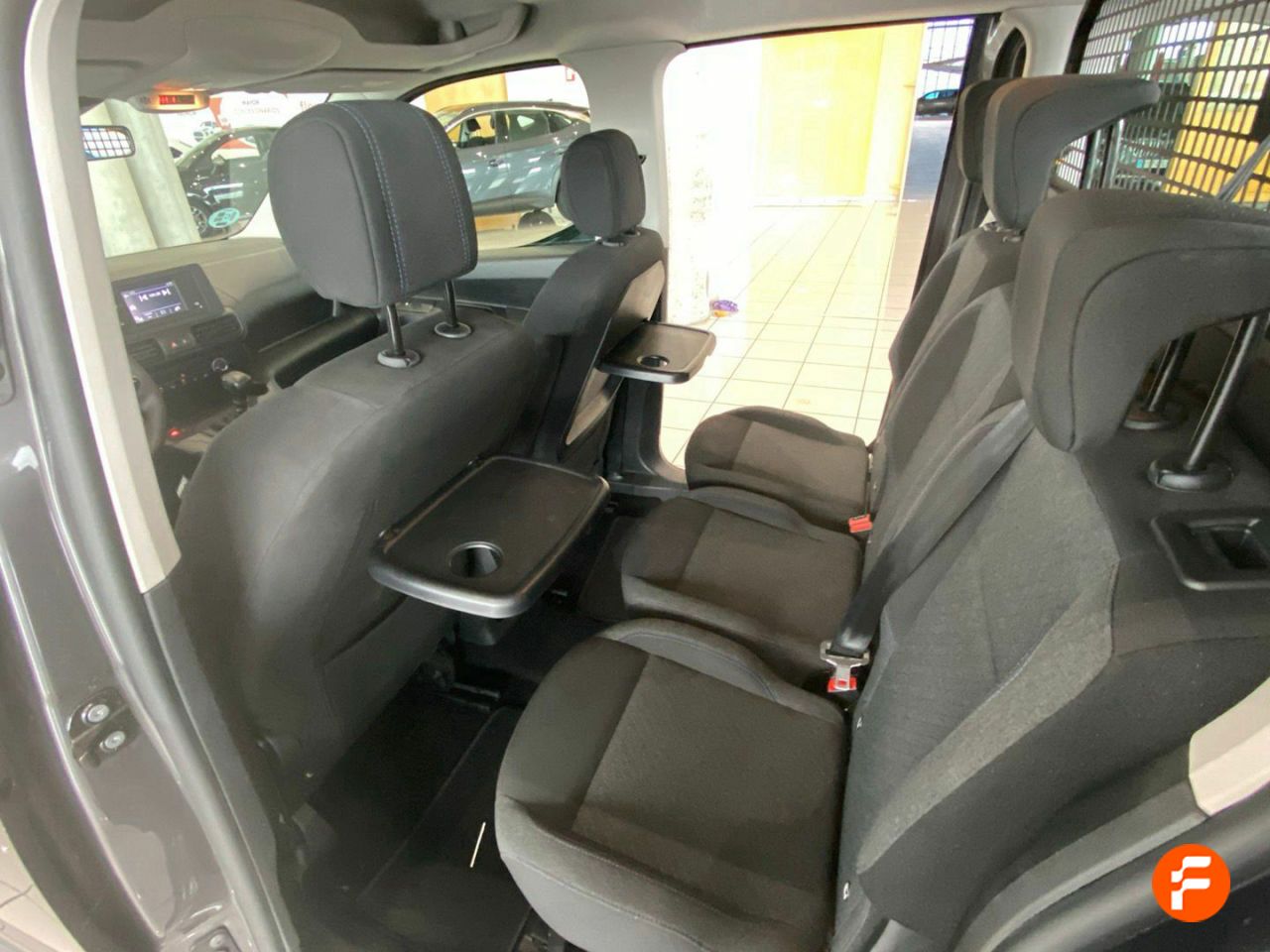 Foto Peugeot Rifter 22