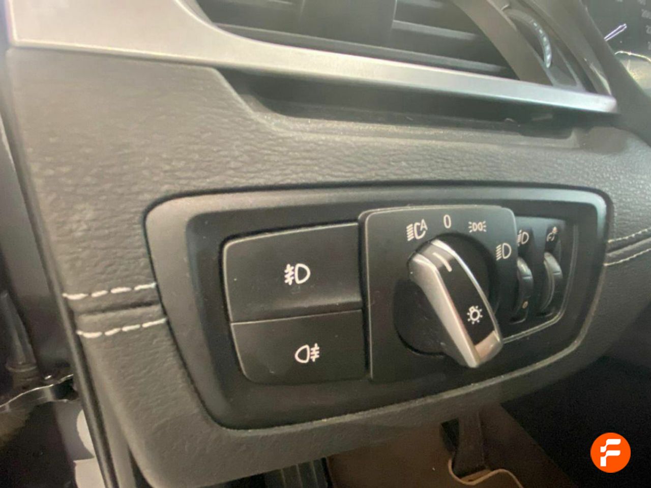 Foto BMW X1 16