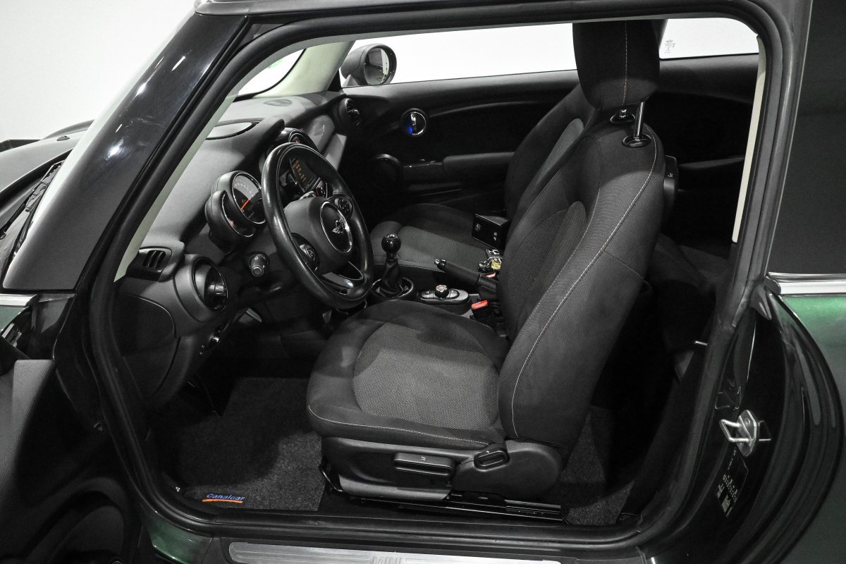 Foto Mini 3 Puertas 10