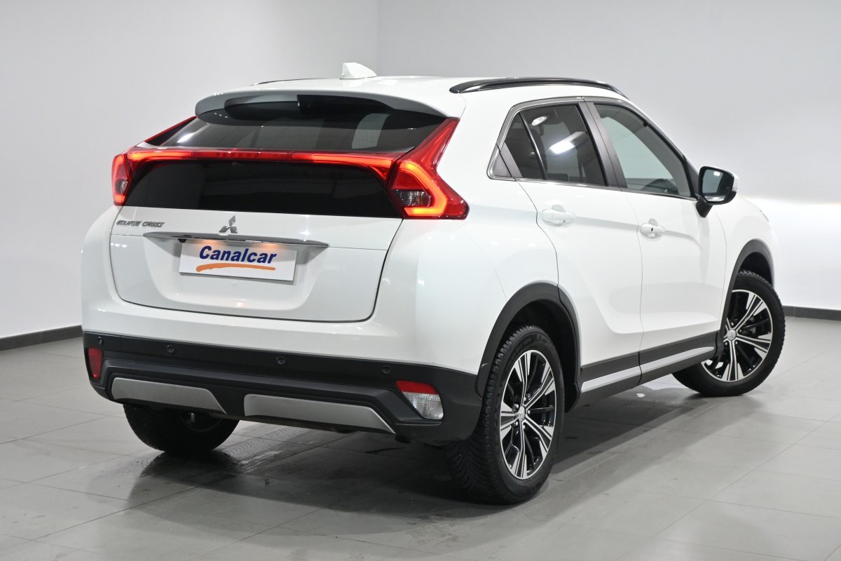 Foto Mitsubishi Eclipse Cross 4