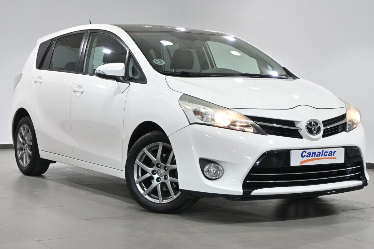 Foto Toyota Corolla Verso 3