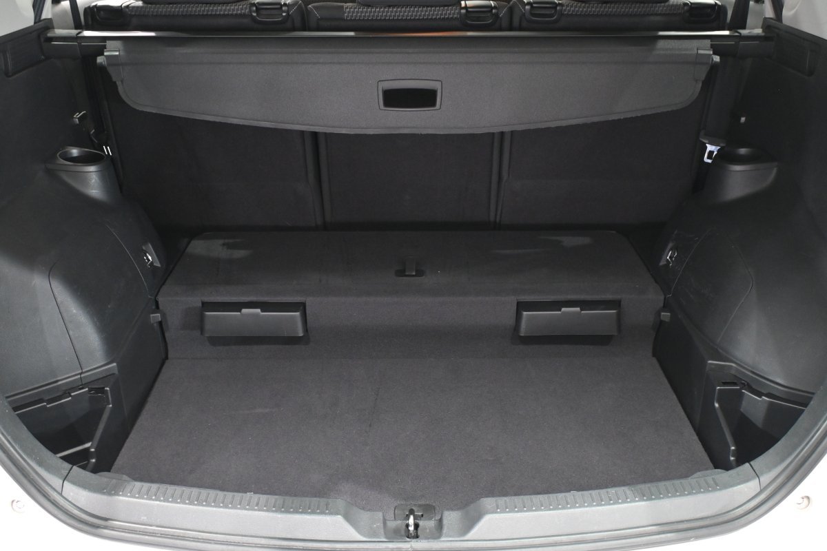 Foto Toyota Corolla Verso 8