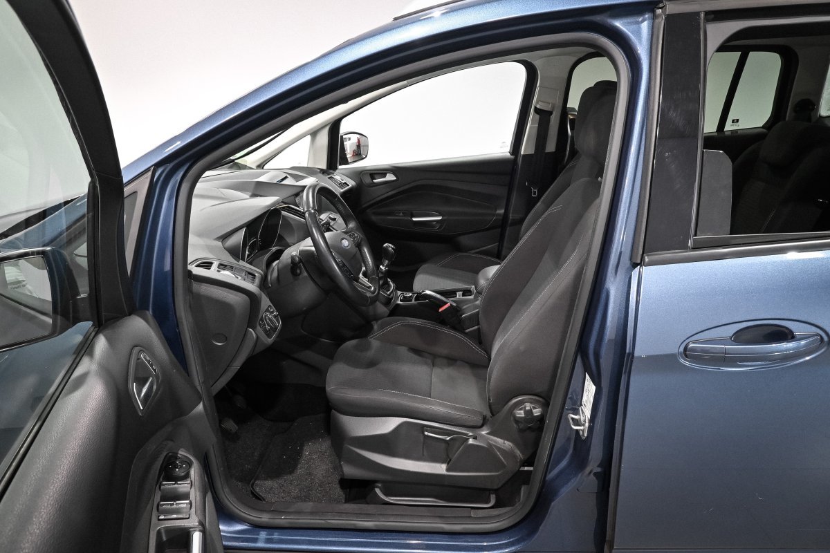 Foto Ford Grand C-MAX 10