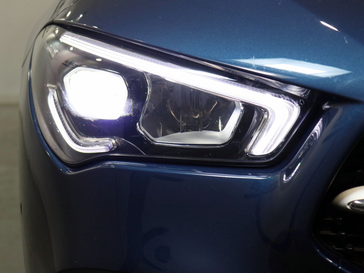 Foto Mercedes-Benz Clase CLA 11