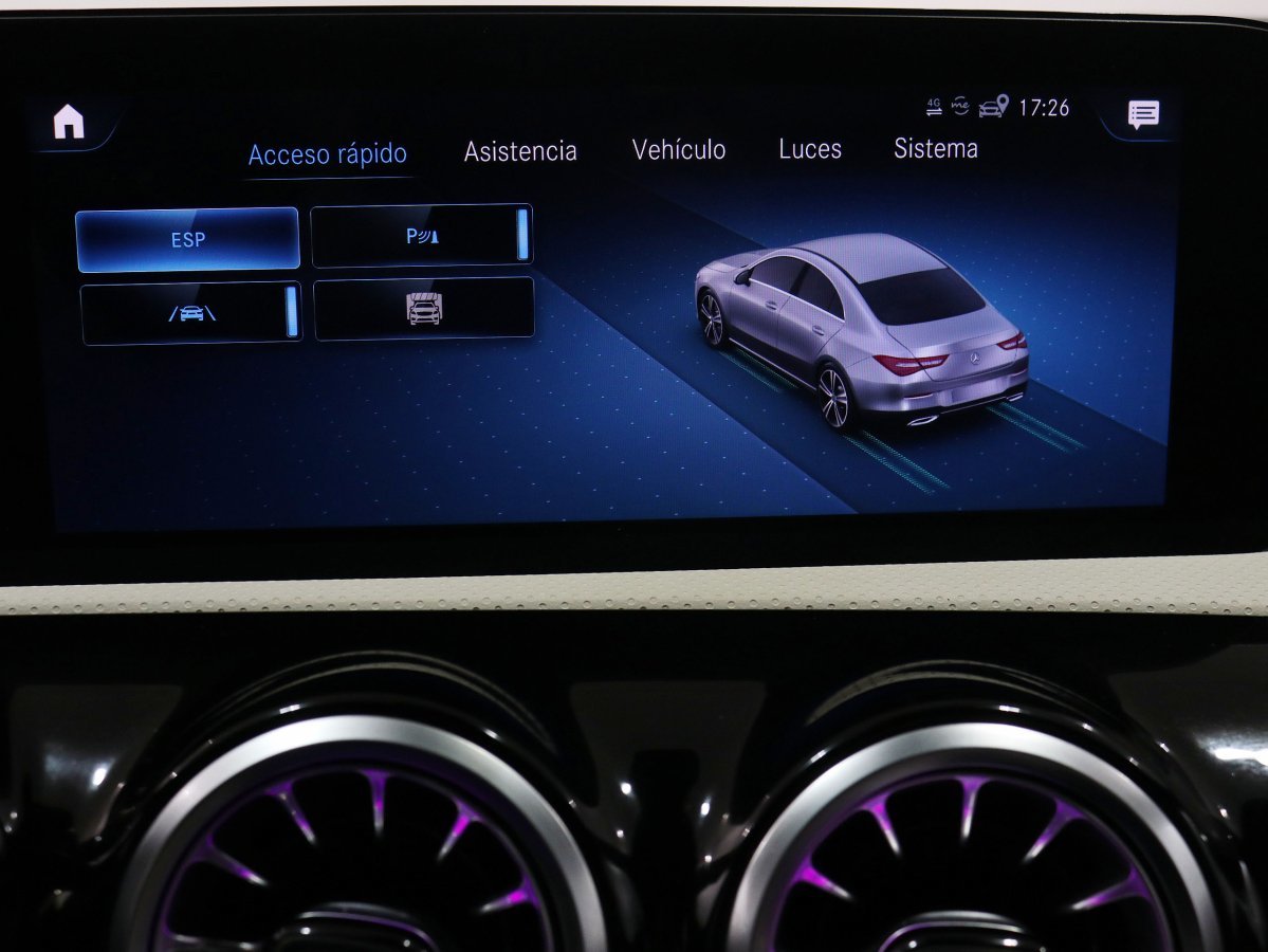 Foto Mercedes-Benz Clase CLA 16