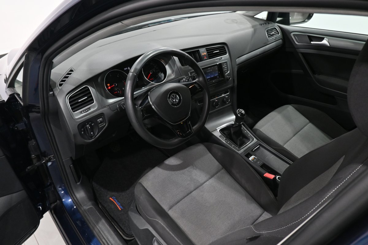 Foto Volkswagen Golf 8