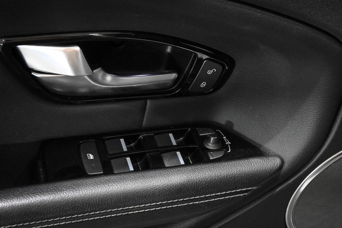 Foto Land-Rover Range Rover Evoque 35