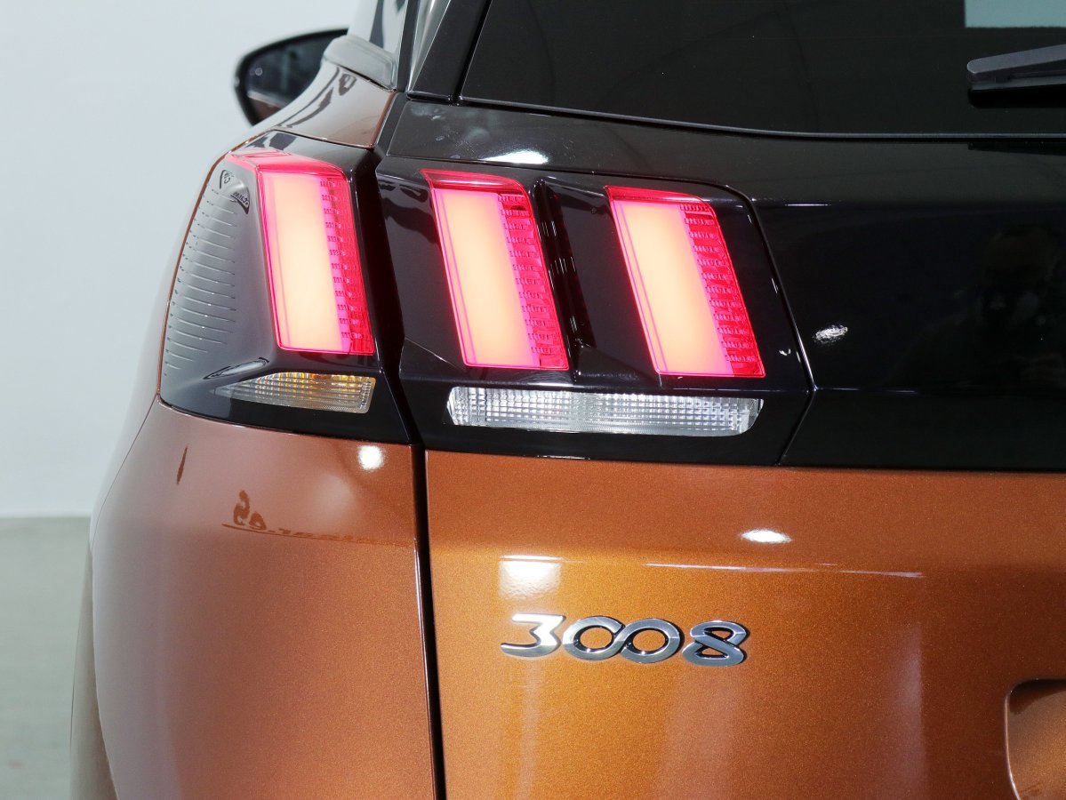 Foto Peugeot 3008 9