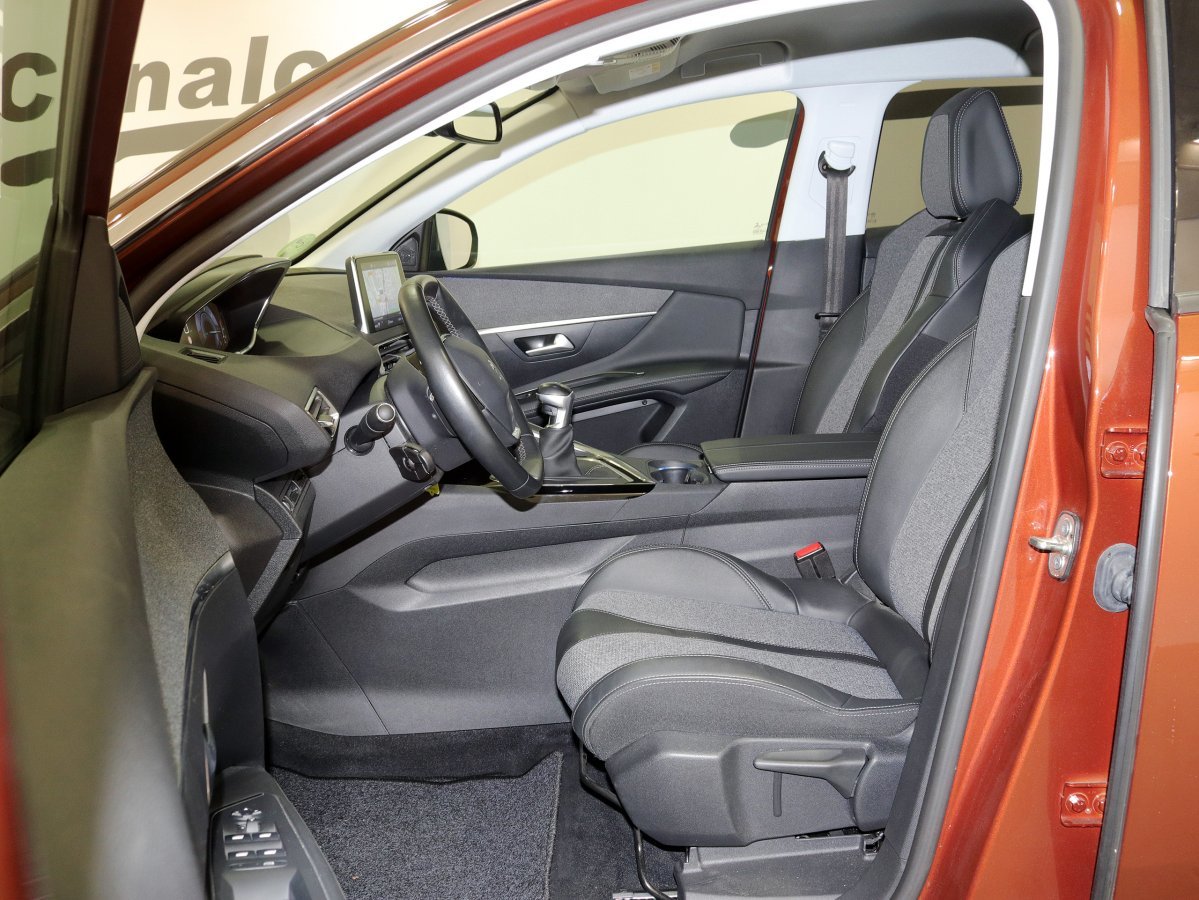 Foto Peugeot 3008 14