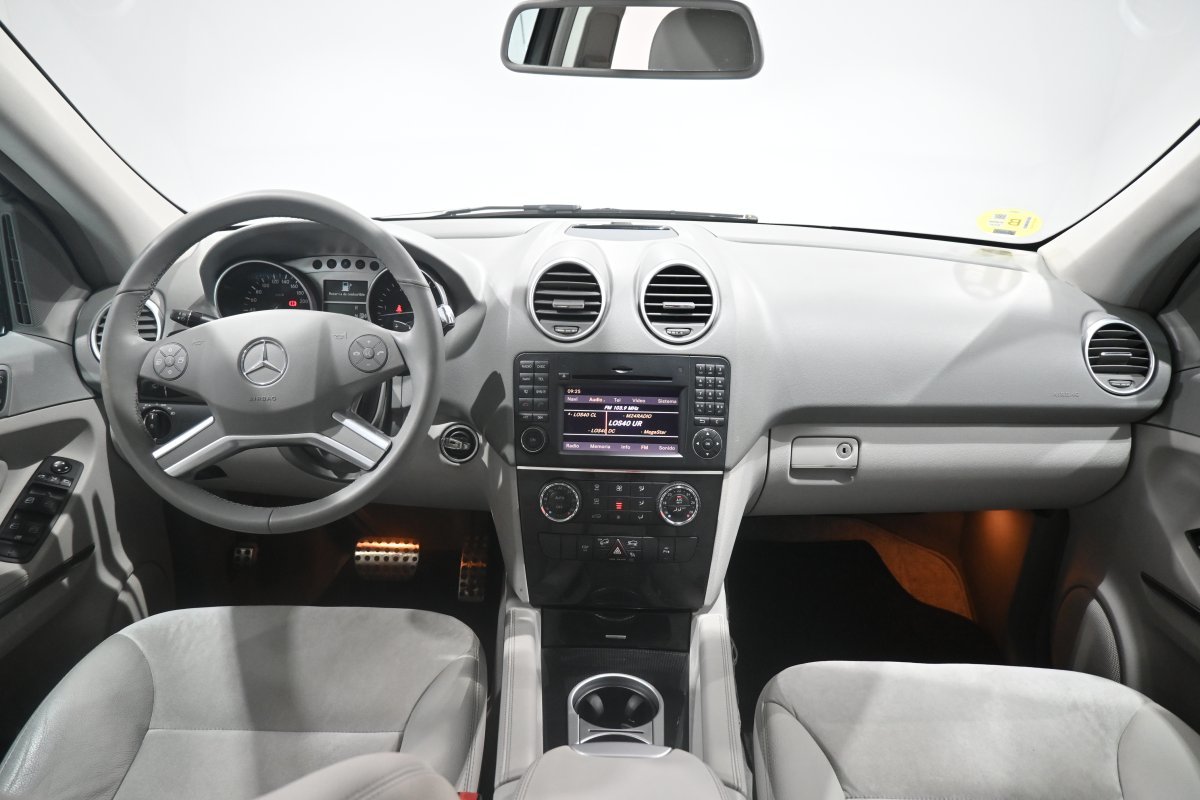 Foto Mercedes-Benz Clase M 15