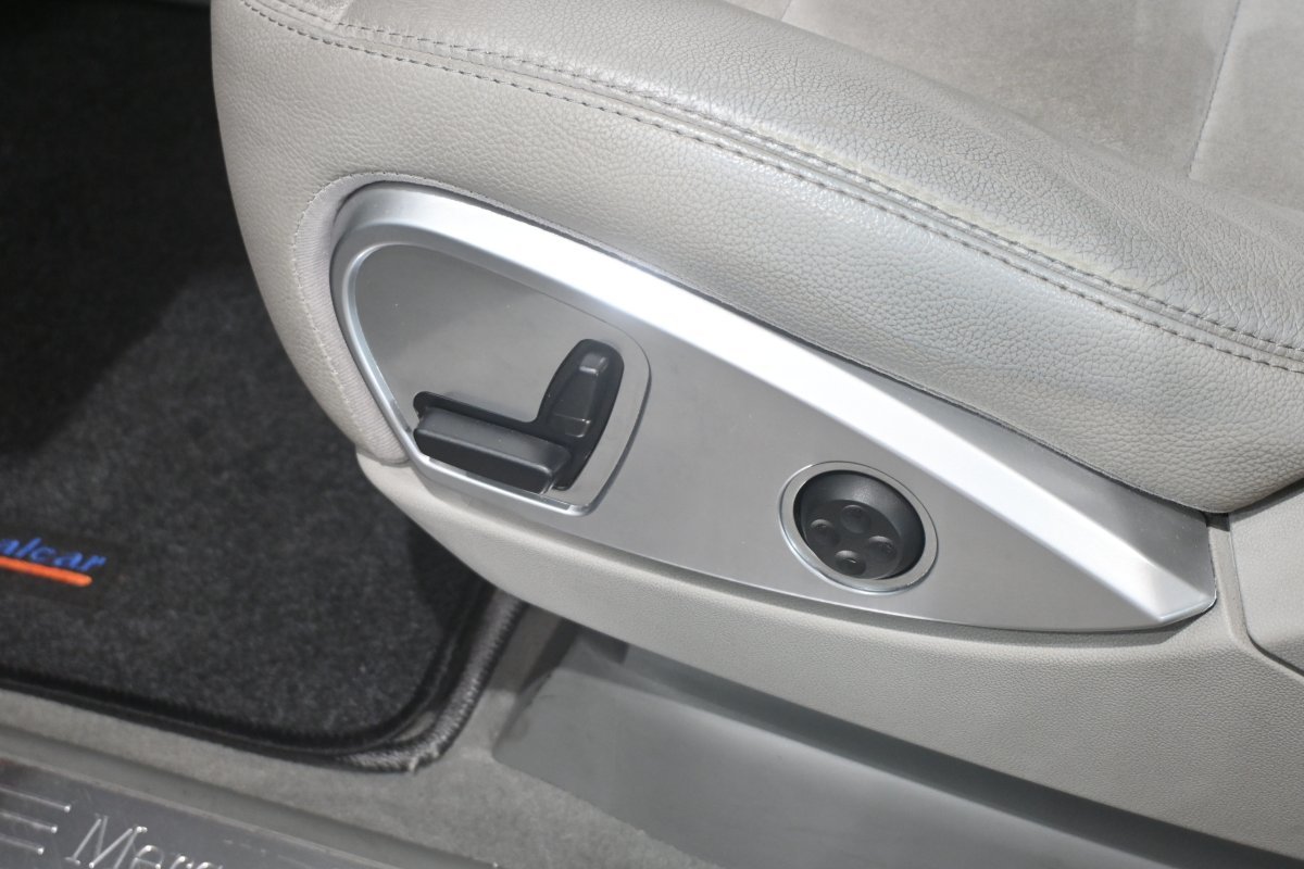 Foto Mercedes-Benz Clase M 25