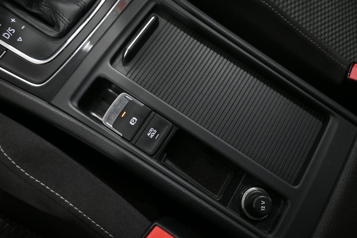 Foto Volkswagen Golf 23