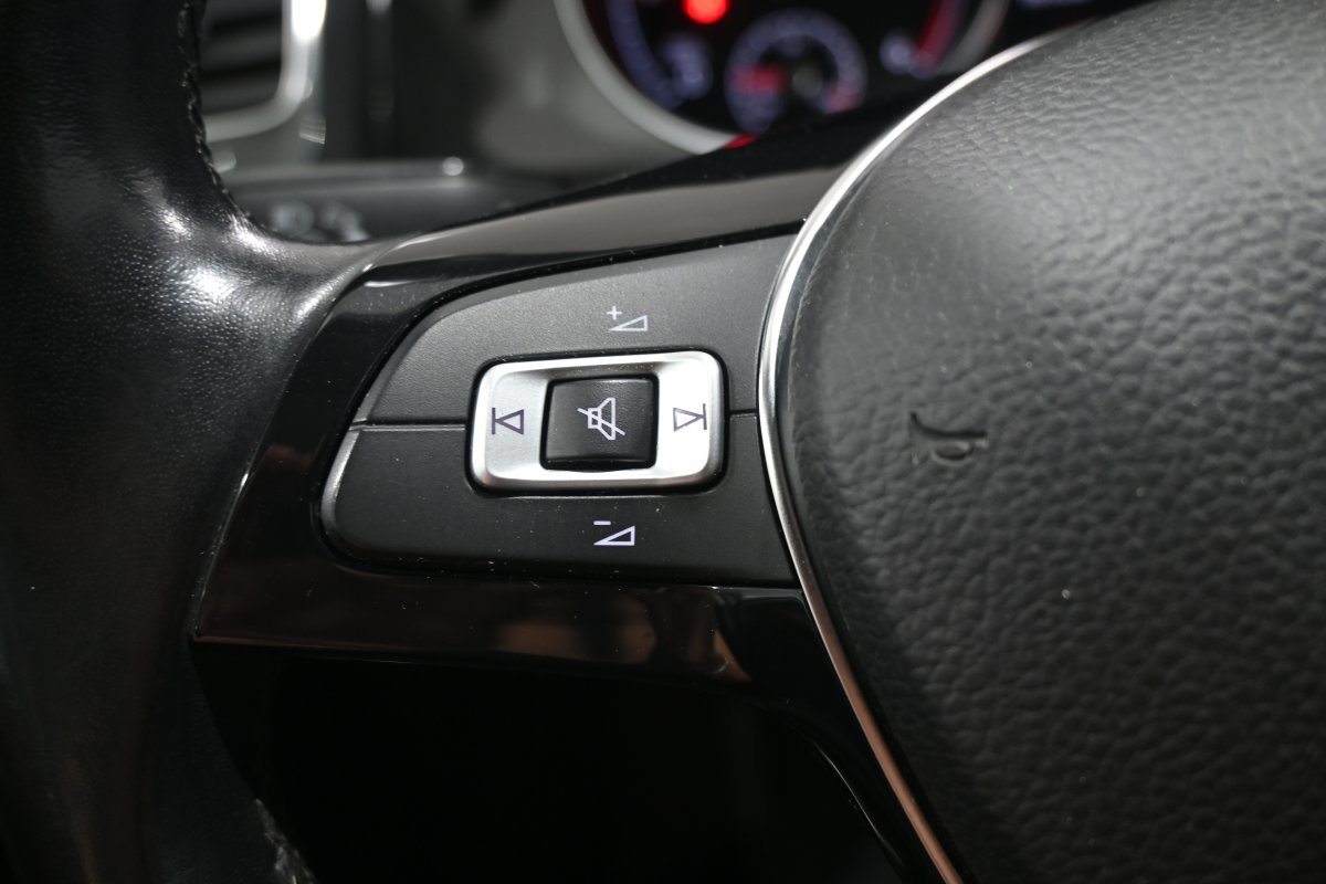 Foto Volkswagen Golf 26