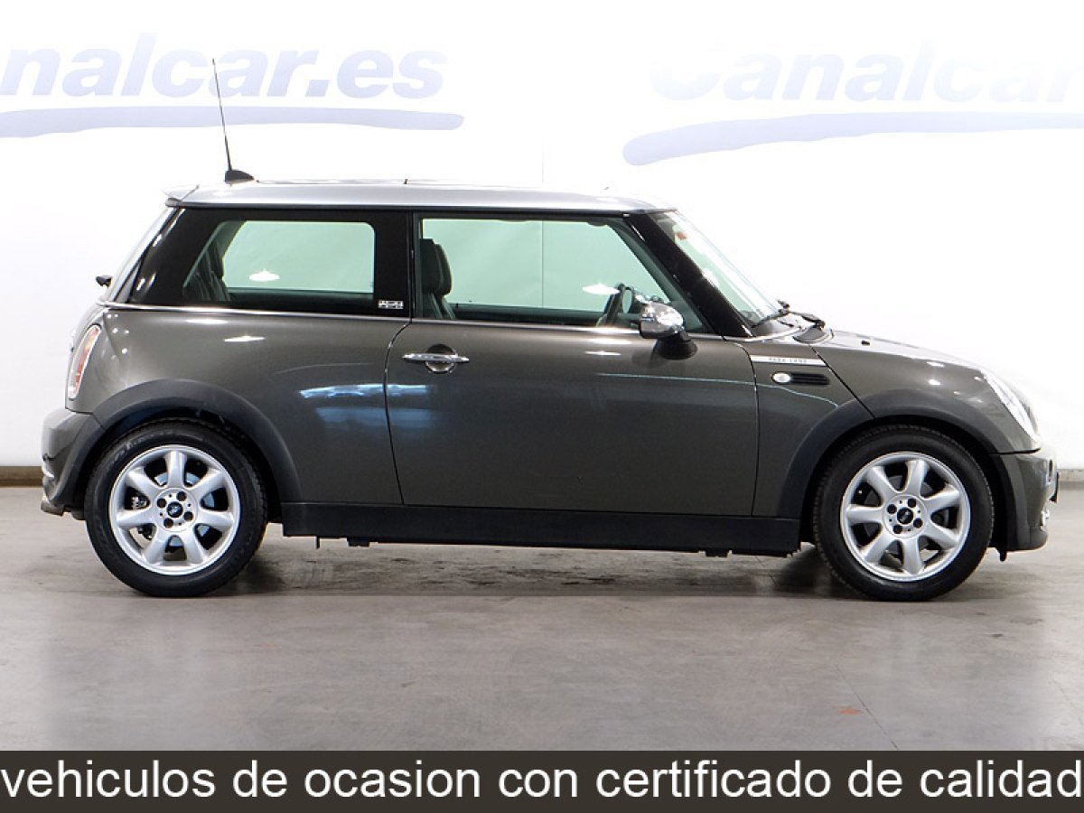 Foto Mini 3 Puertas 5