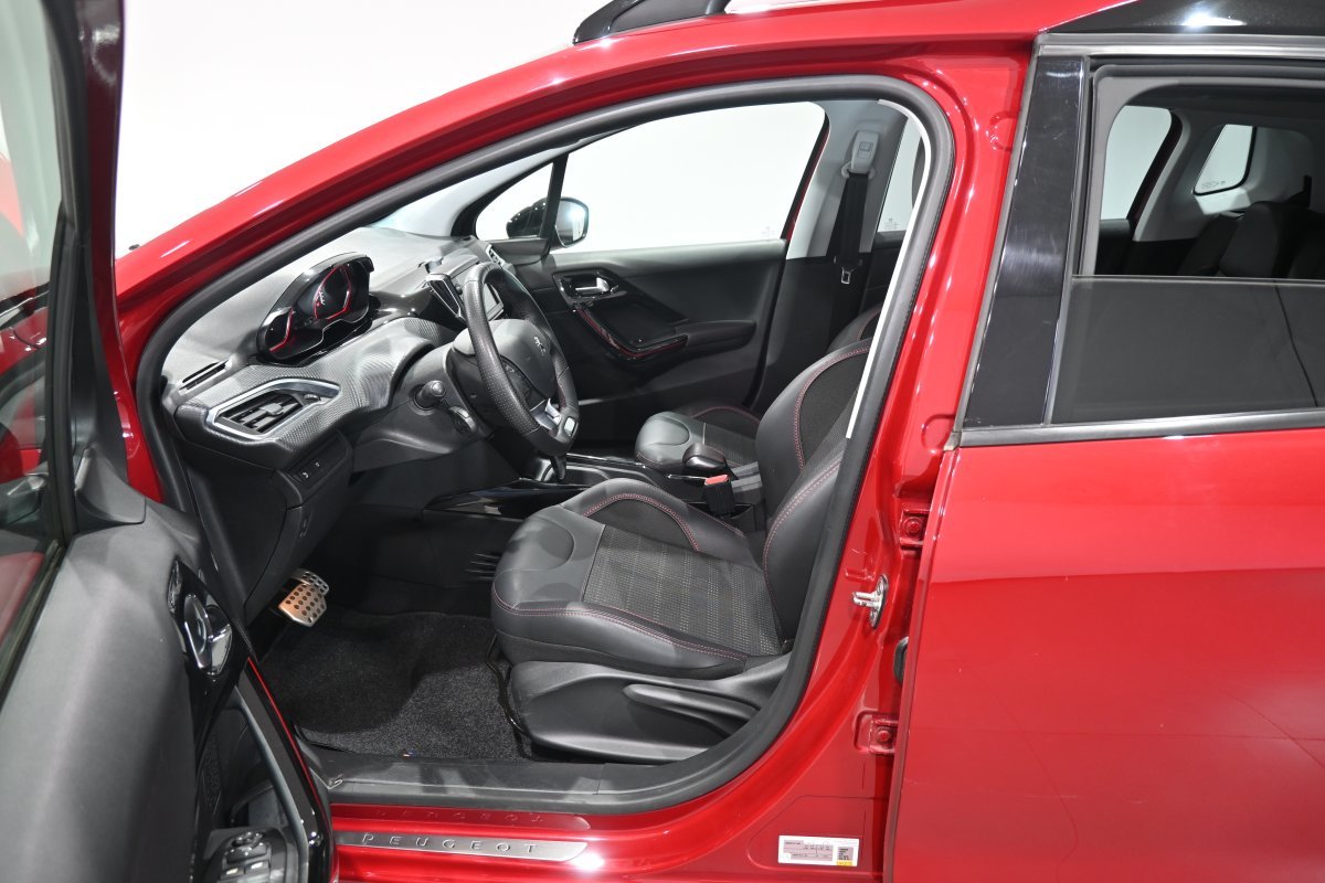 Foto Peugeot 2008 10