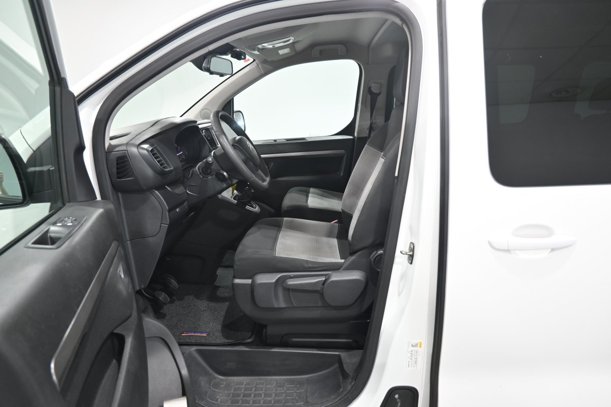 Foto Citroën Spacetourer 10