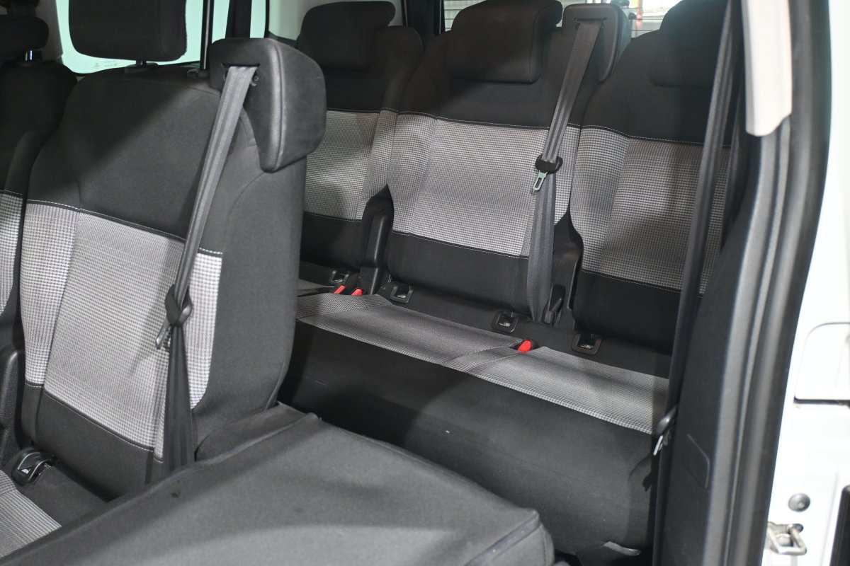 Foto Citroën Spacetourer 12