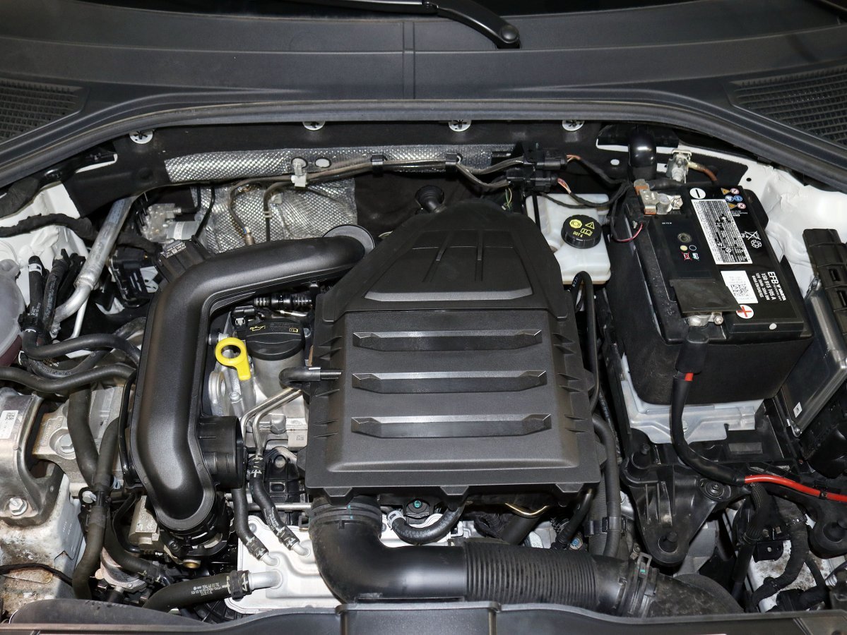 Foto Volkswagen T-Roc 7