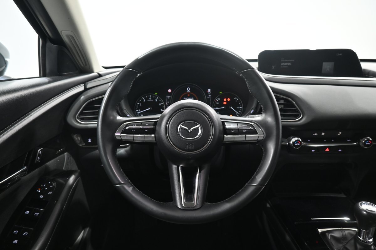 Foto Mazda CX-30 21