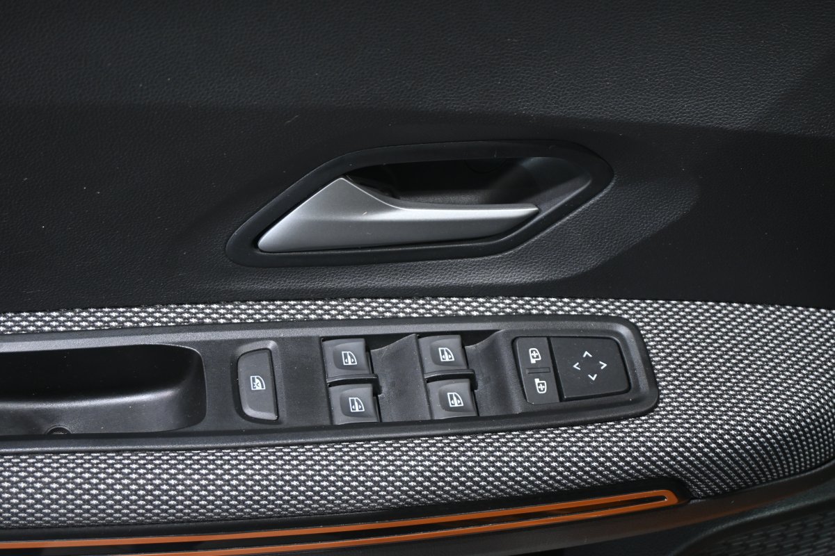 Foto Dacia Sandero 26