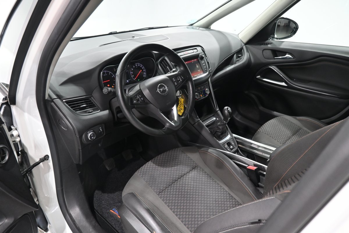 Foto Opel Zafira 9