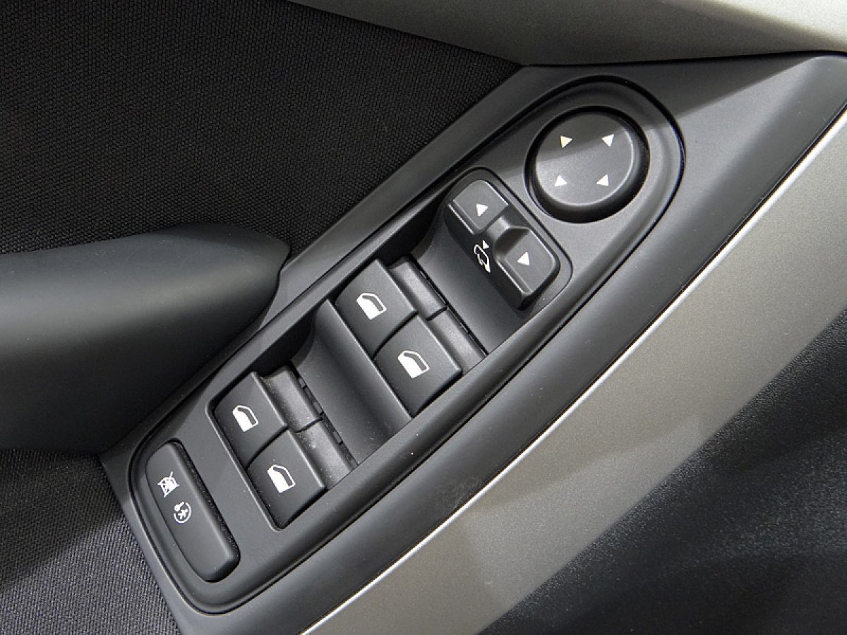 Foto Citroën Grand C4 Picasso 35