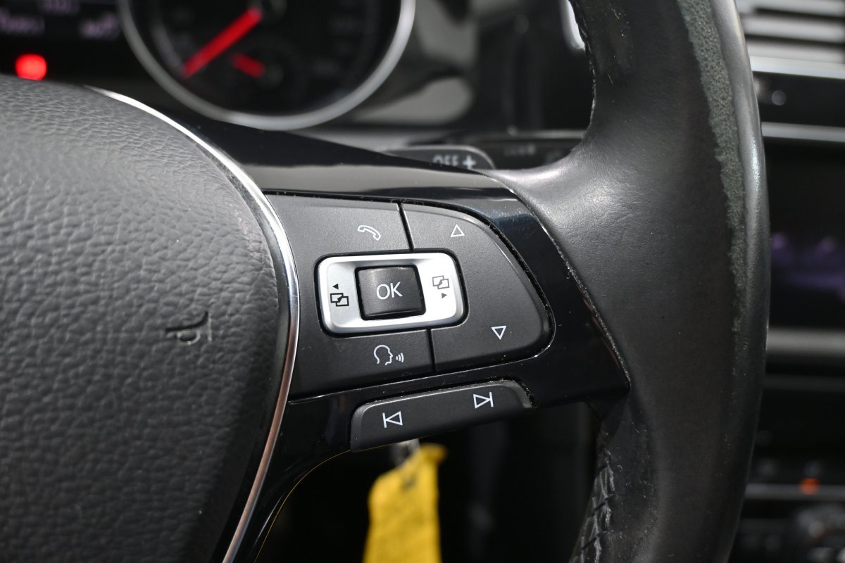 Foto Volkswagen Golf 26