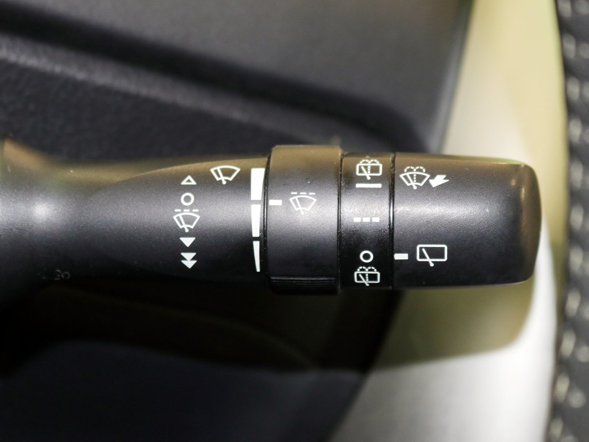 Foto Toyota Corolla Verso 26