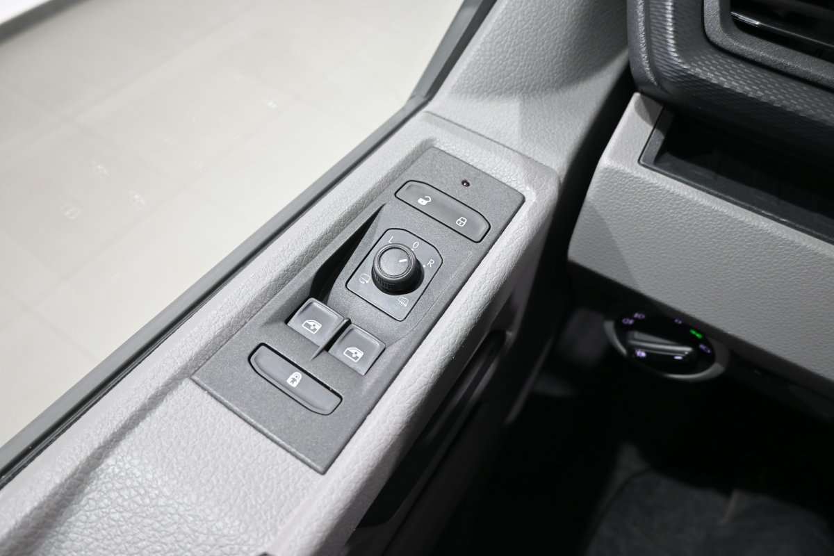 Foto Volkswagen Caravelle 28