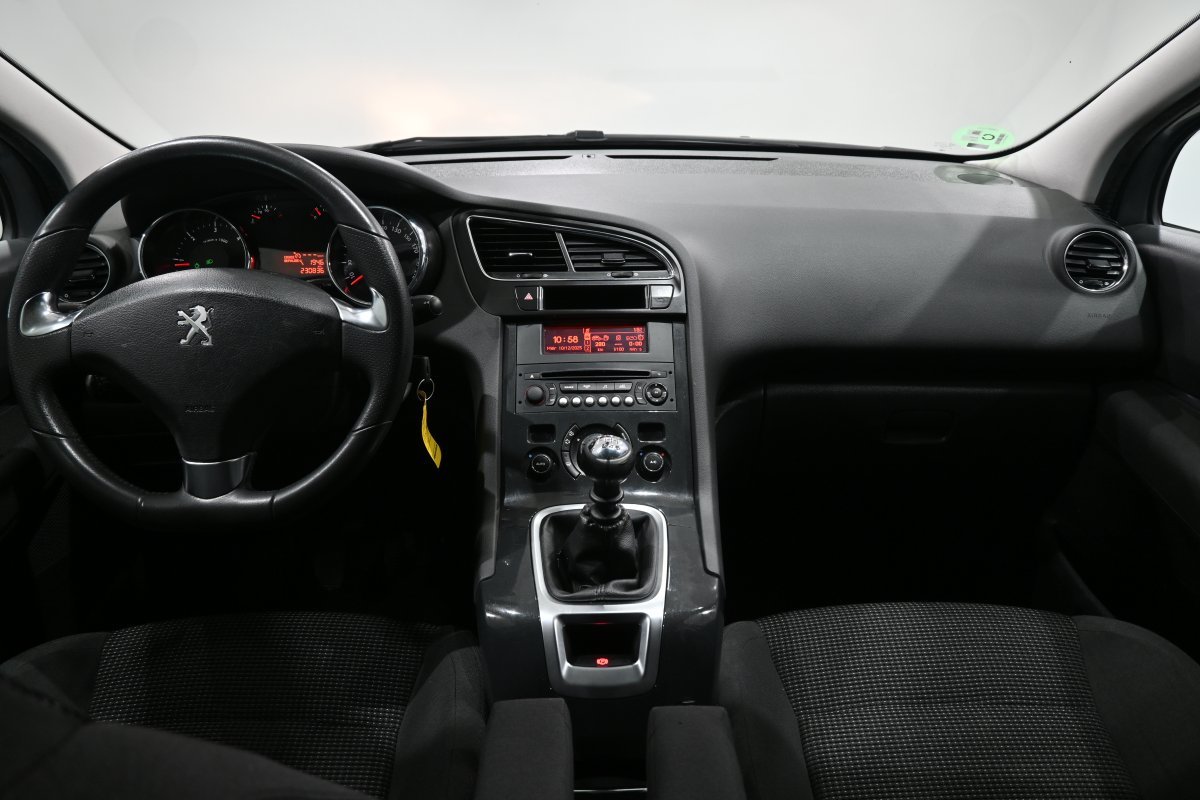 Foto Peugeot 5008 17