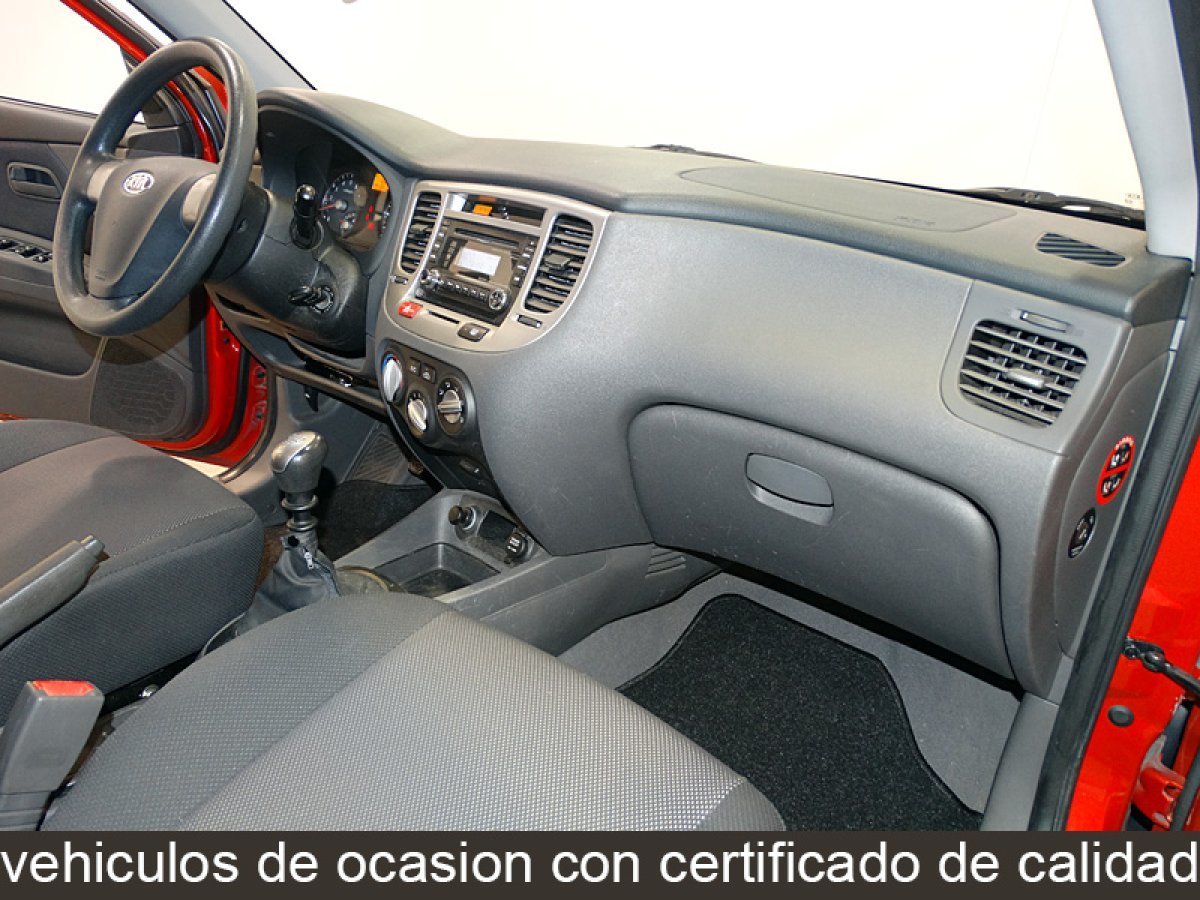 Foto Kia Rio 22