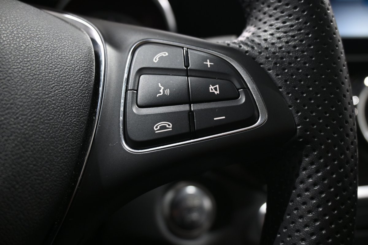 Foto Mercedes-Benz Clase CLA 24