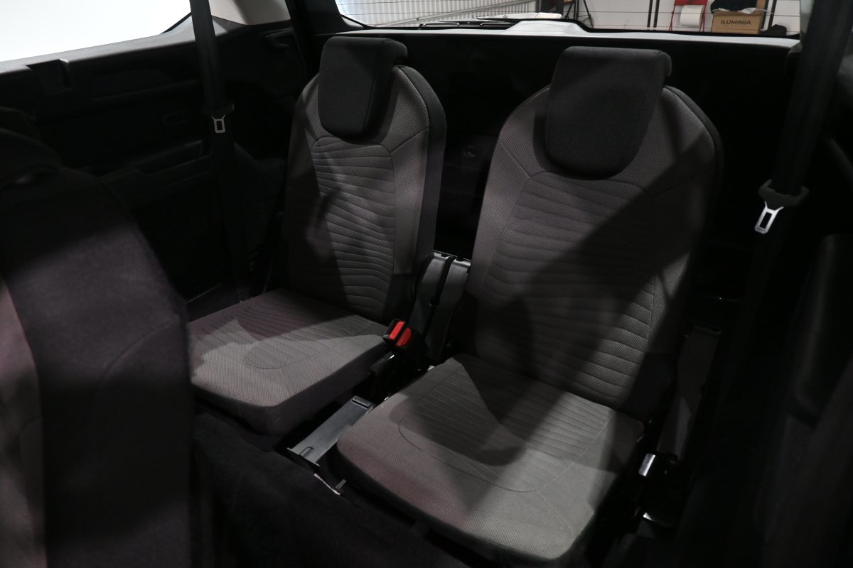 Foto Citroën Grand C4 SpaceTourer 12